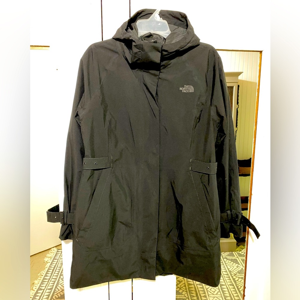 THE NORTH FACE JACKET